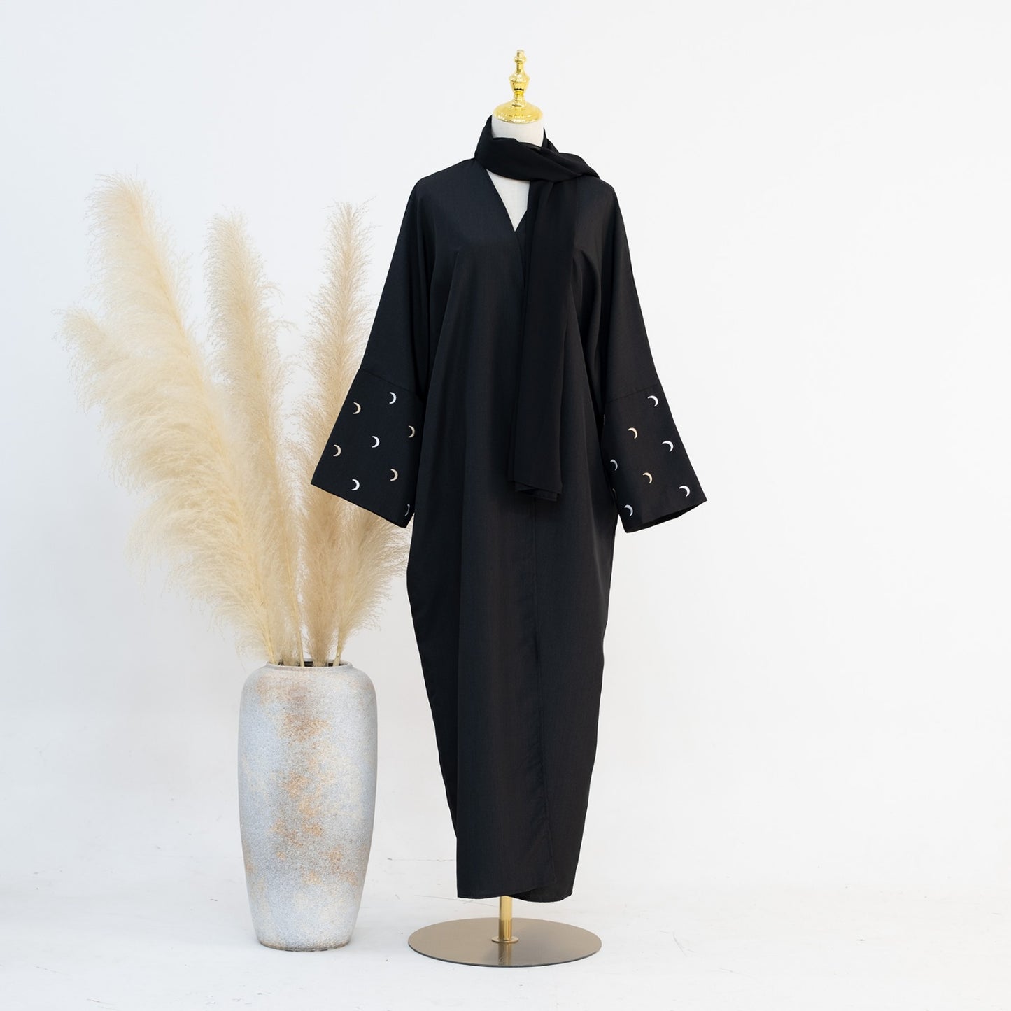 Kamar Open Abaya (with buttons) - Black